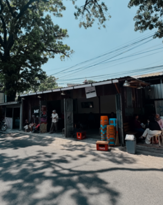 Toko Kopi Bantaran foto 1